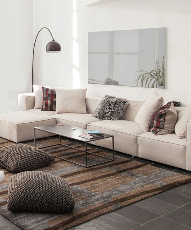 Loft Entertainment Mirror TV-off