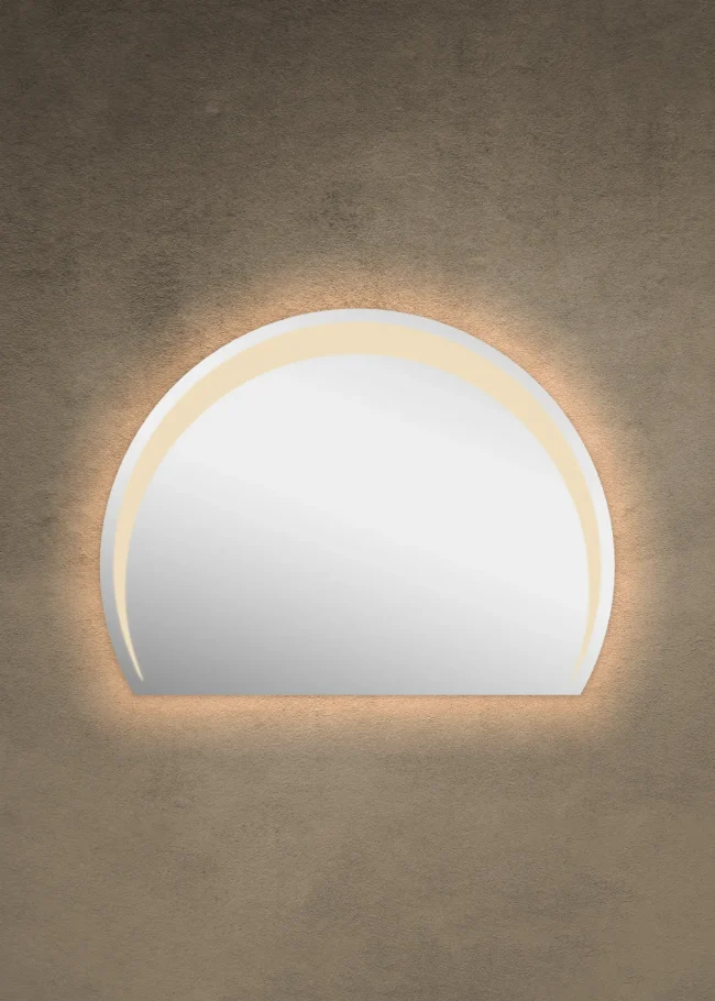 BE2012 Lighted Mirror