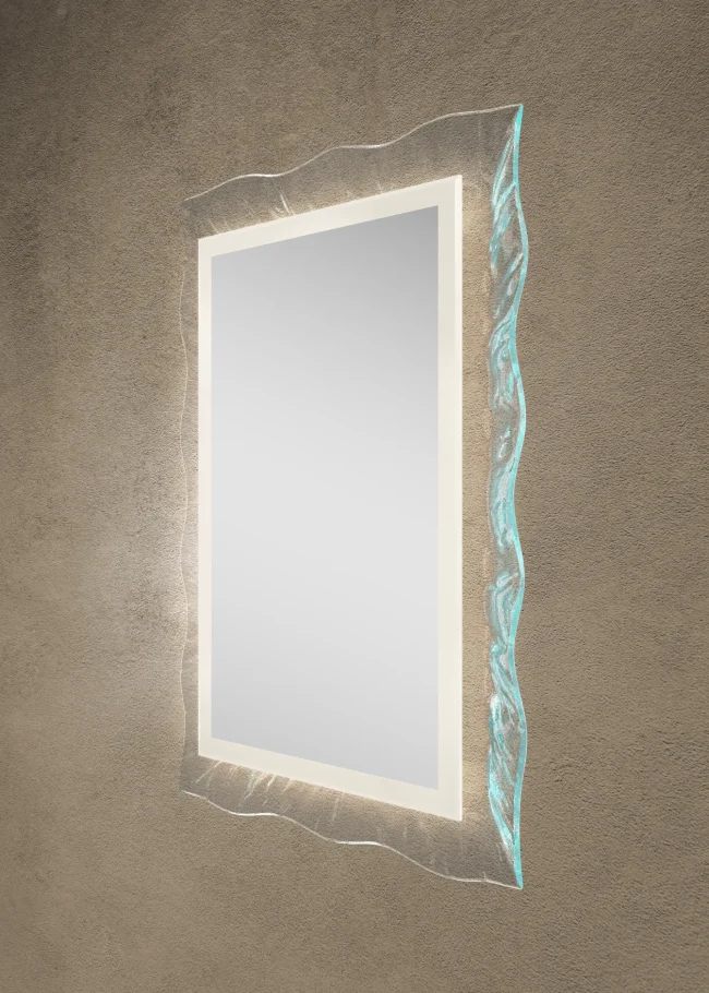 BE2016 Bespoke LIghted Mirror